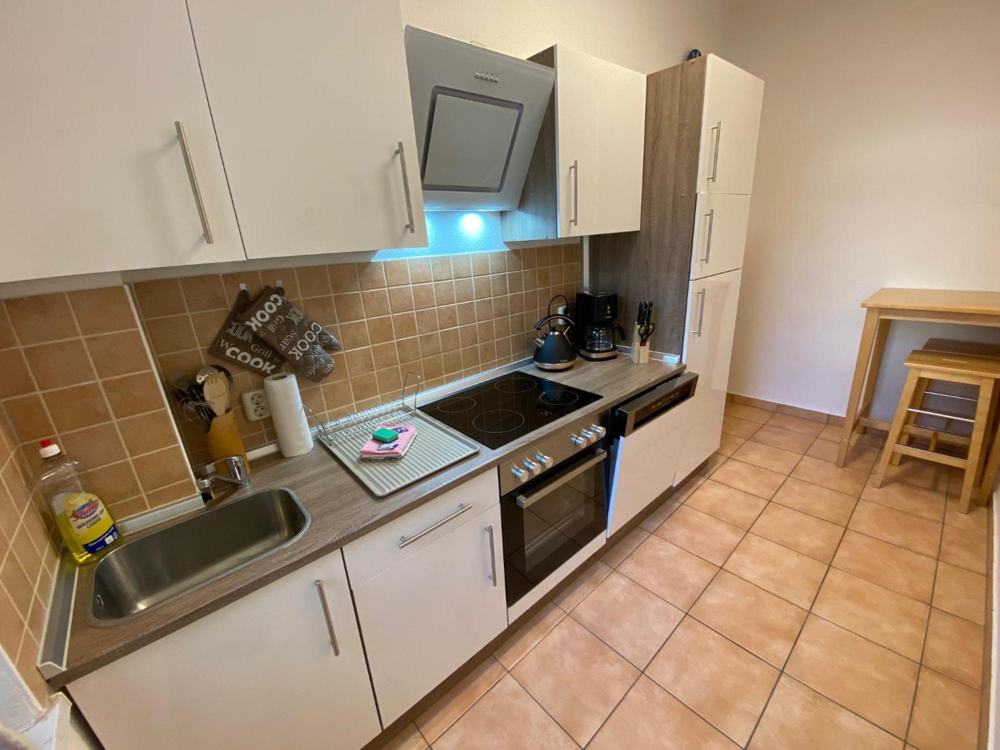 Zur Schleuse - Ferienwohnung Bis 6 Personen Mit Gem Garten Rostock Extérieur photo
